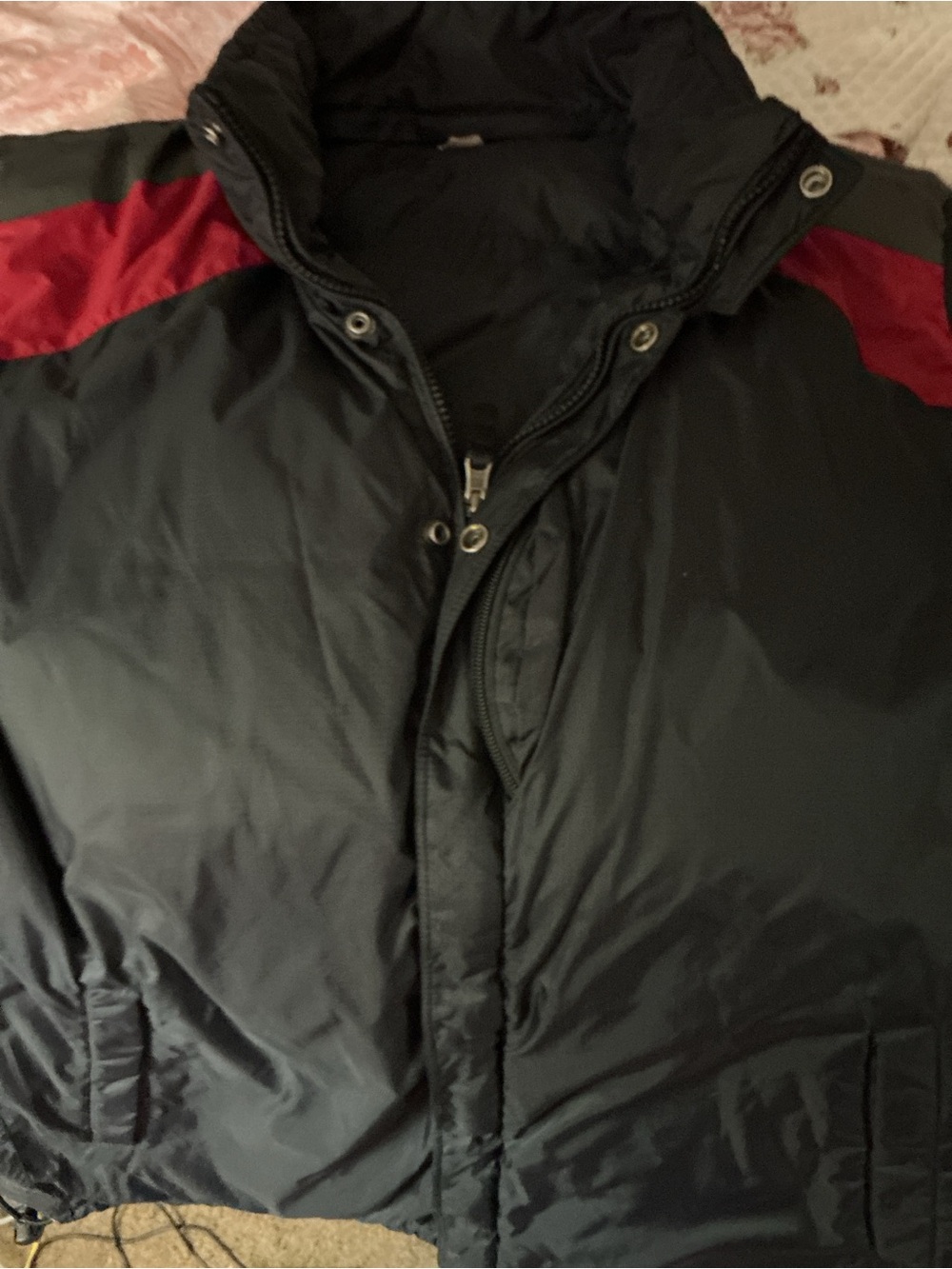 Men’ Heavy Weight Puffer Vest With Bright Red Trim at Shoulder